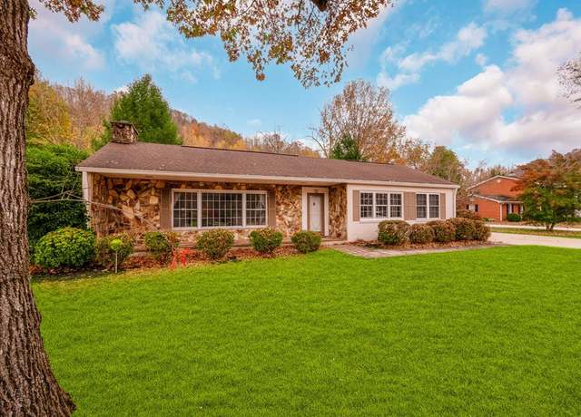 Property at 197 East Cedar Dr, Pikeville, KY 41501, 4 beds, 2.25 baths