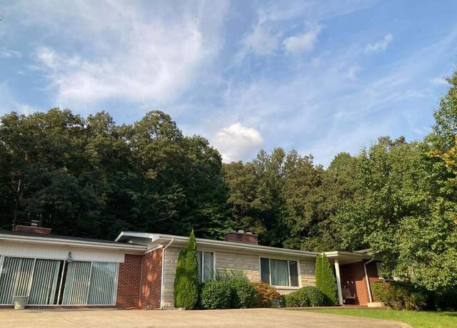 Property at 95 Ziegler Dr, Pikeville, KY 41501, 3 beds, 2.5 baths