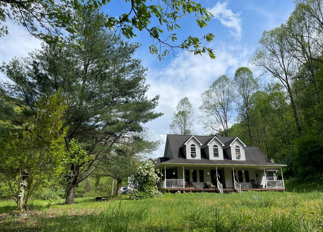Property at 1616 Rockcastle Rd, Inez, KY 41224, 3 beds, 2.5 baths