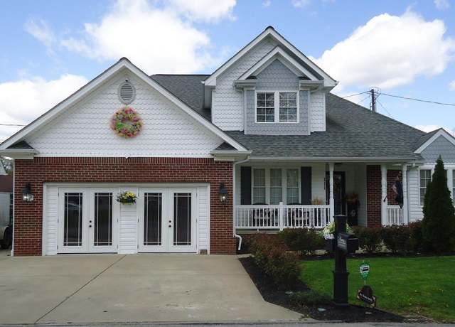 Property at 111 Richmond, Paintsville, KY 41240, 4 beds, 2.5 baths