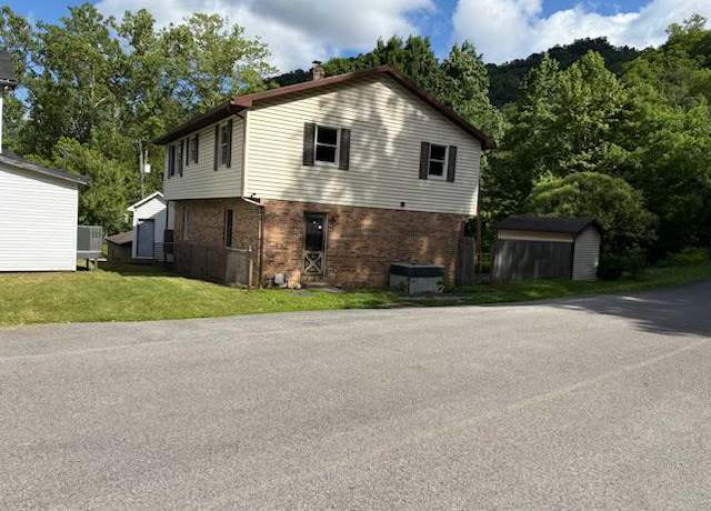 Property at 49 Varney Dr, Toler, KY 41514, 3 beds, 2 baths