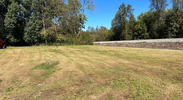 Photo of 126 N Dawkins Ave, West Van Lear, KY 41265