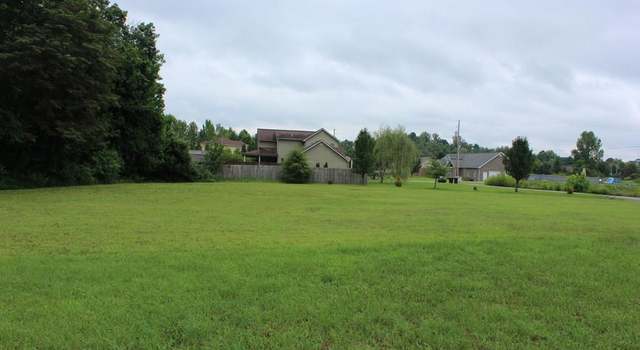 Photo of 275 Sand Ridge Dr, Hazard, KY 41701