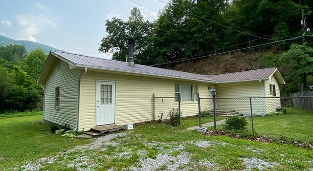 Photo of 233 Cane Branch Rd, Jenkins, KY 41537