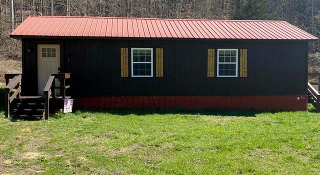 Photo of 484 Montgomery Rd, Cumberland, KY 40823