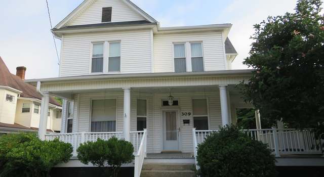 Photo of 309 Third St, Paintsville, KY 41240