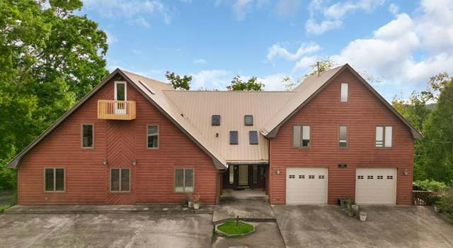 Photo of 221 Gorman Rdg, Hazard, KY 41701