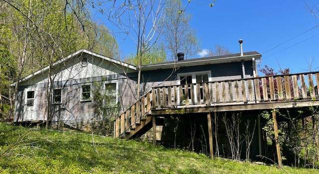Photo of 115 Joes Ln, Hazard, KY 41701