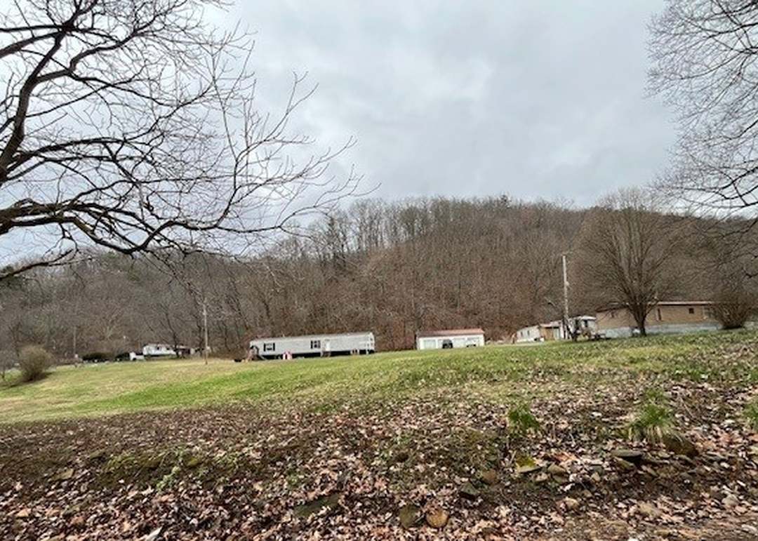 1877 Bowling Fork (lot 1) Frk, Elkhorn City, KY 41522
