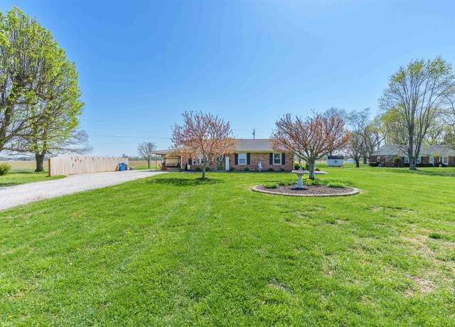 Property at 1570 Fogle Rd, Owensboro, KY 42301, 3 beds, 1.5 baths