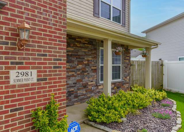 Property at 2981 Summer Point Ct, Owensboro, KY 42303, 4 beds, 2.5 baths