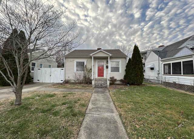 Property at 1204 Parkview Dr, Owensboro, KY 42301, 2 beds, 1 bath