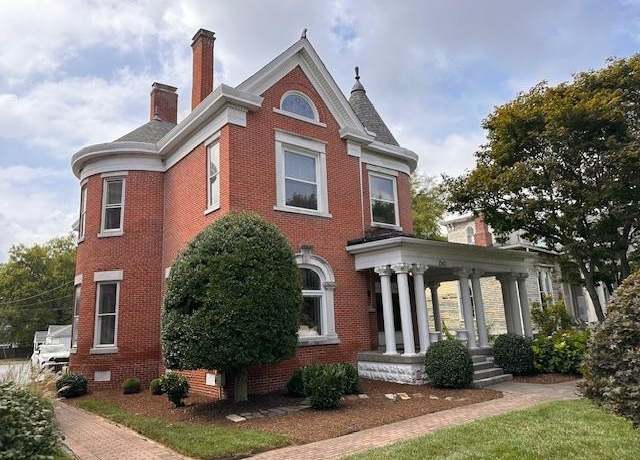 Property at 1542 Frederica St, Owensboro, KY 42301, 6 beds, 4 baths
