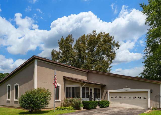 Property at 3567 Becker Dr, Owensboro, KY 42303, 3 beds, 2 baths