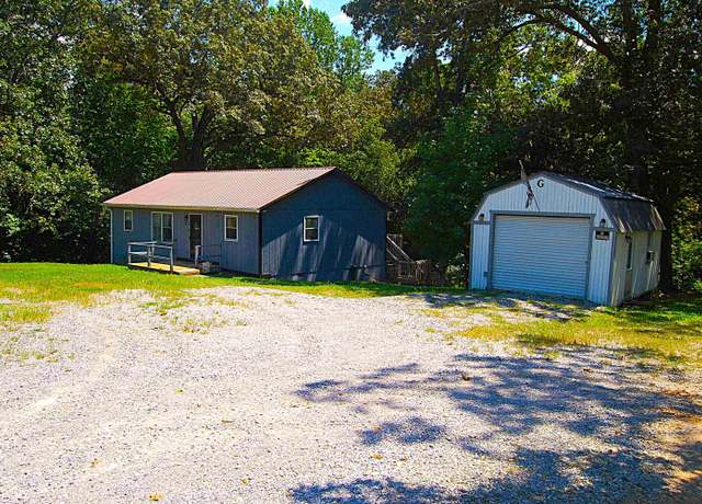 Property at 1939 Rockcastle Rd, Cadiz, KY 42211, 3 beds, 1 bath