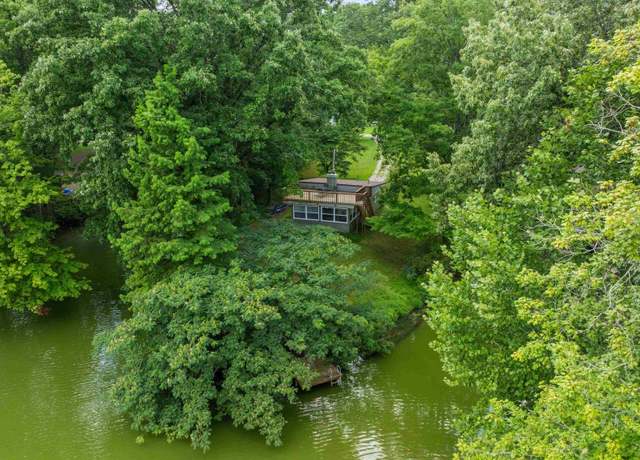 Property at 1033 Southgate Dr, Maceo, KY 42355, 1 bed, 1 bath
