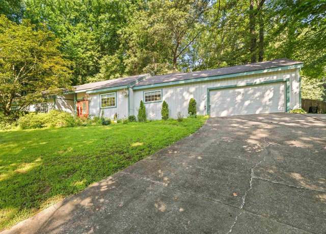 Property at 216 Fern Hill Dr, Owensboro, KY 42301, 3 beds, 2 baths