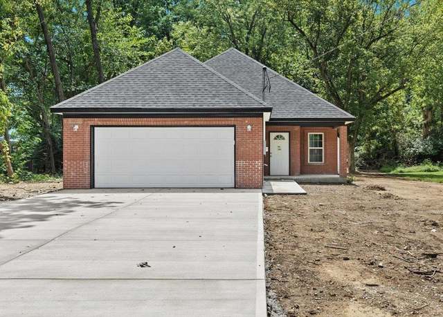 Property at 1904 Donald Dr, Louisville, KY 40216, 3 beds, 2 baths