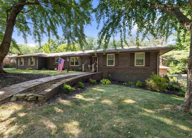 Property at 1247 Laurel Dr, Owensboro, KY 42303, 5 beds, 3 baths