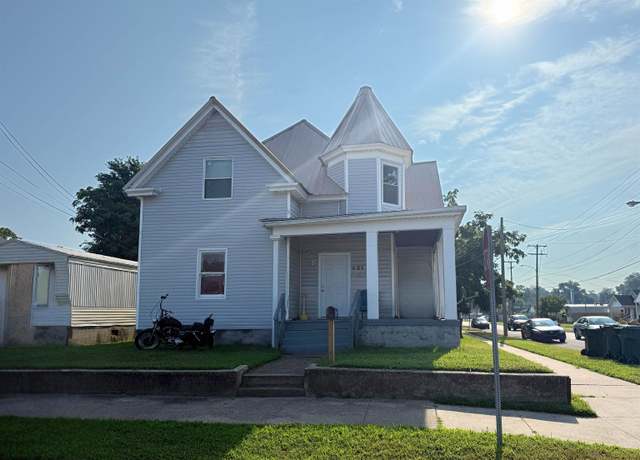 Property at 431 Center St, Owensboro, KY 42303, 6 beds, 3 baths