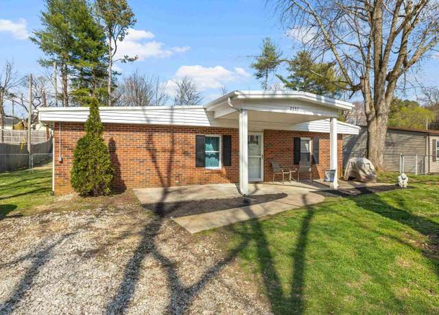 Property at 2333 Wilson Ln, Utica, KY 42376, 3 beds, 2 baths