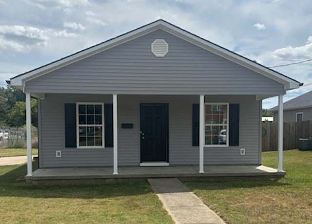 Property at 1302 W 7th St, Owensboro, KY 42301, 3 beds, 1.5 baths