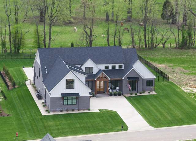 Property at 5044 Bridgewood Rd, Owensboro, KY 42303, 6 beds, 4.5 baths