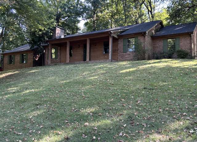 Property at 2828 Hillside Dr, Owensboro, KY 42303, 3 beds, 2 baths
