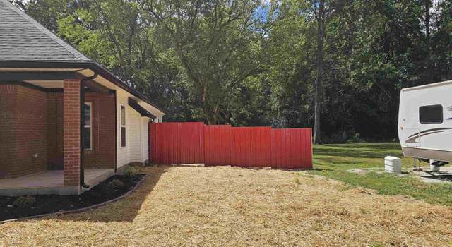 Photo of 1904 Donald Dr, Louisville, KY 40216
