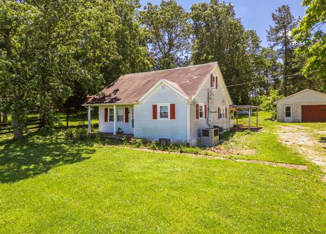 Property at 1352 W Main St, Auburn, KY 42206, 2 beds, 1 bath