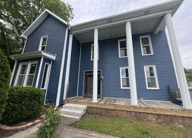 Property at 614 Maple St, Auburn, KY 42206, 5 beds, 4 baths