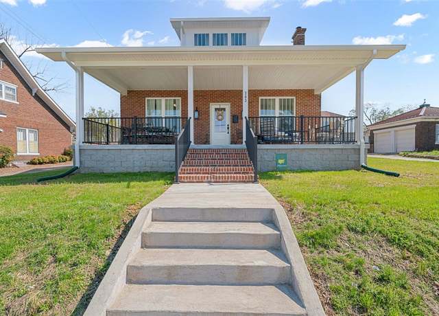 Property at 303 W 5th St, Russellville, KY 42276, 6 beds, 2 baths
