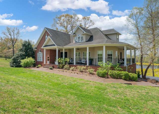 Property at 3381 Porter Pike, Bowling Green, KY 42103, 5 beds, 4 baths