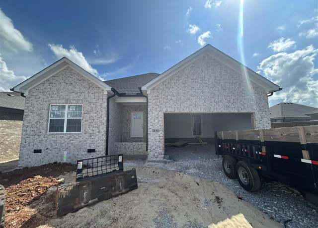 Property at 1350 Helmsdale Ave, Bowling Green, KY 42101, 3 beds, 2 baths