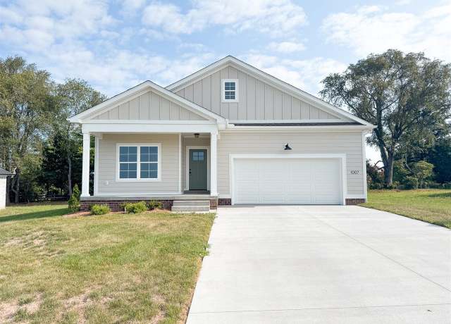 Property at 1007 Highland Ct, Franklin, KY 42134, 4 beds, 2 baths