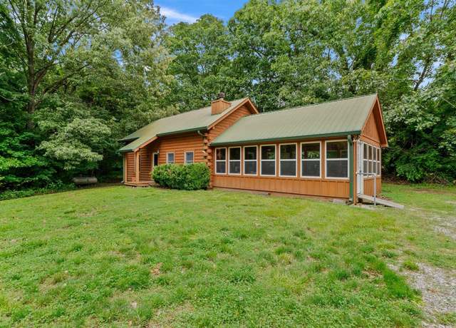 Property at 730 Hill Rd, Bowling Green, KY 42103, 2 beds, 2 baths