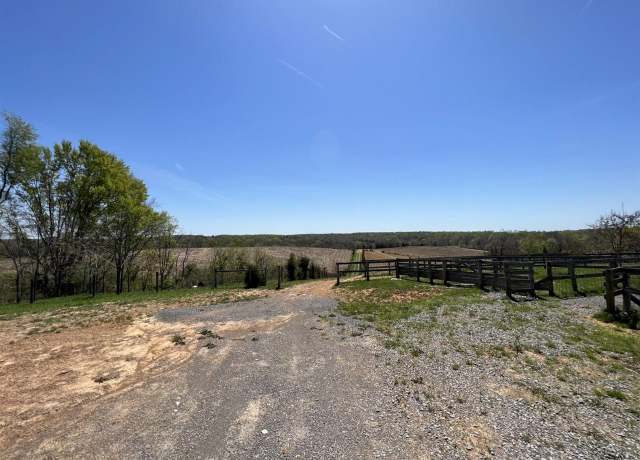 Property at 1759 Carl Hurt Rd, Scottsville, KY 42164