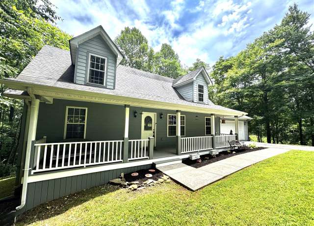 Property at 529 Cliffside Dr, Russell Springs, KY 42642, 3 beds, 2.5 baths