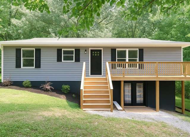 Property at 649 Old Drake Temperance Rd, Bowling Green, KY 42104, 3 beds, 2 baths