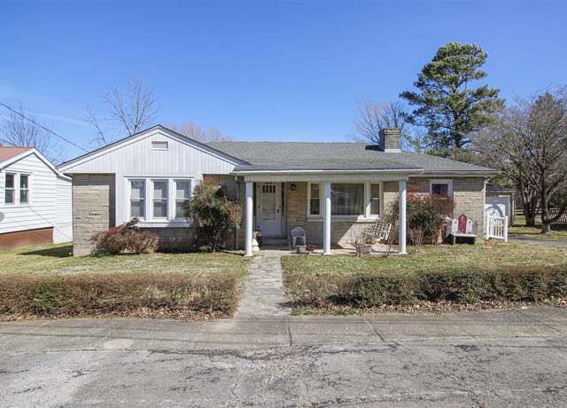 Property at 407 Owen St, Cave City, KY 42127, 3 beds, 2.5 baths