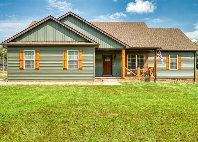 Property at 105 Skylar Dr, Auburn, KY 42206, 3 beds, 2 baths