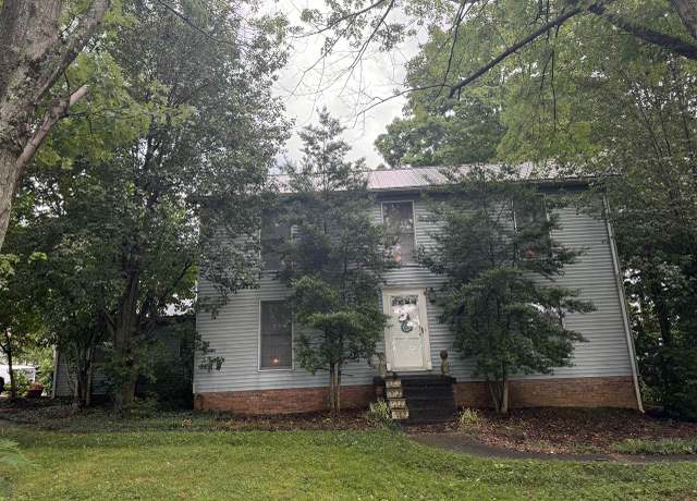 Property at 269 Young Ln, Scottsville, KY 42164, 4 beds, 3 baths