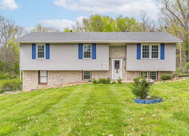 Property at 1646 Detour Rd, Bowling Green, KY 42101, 5 beds, 2 baths
