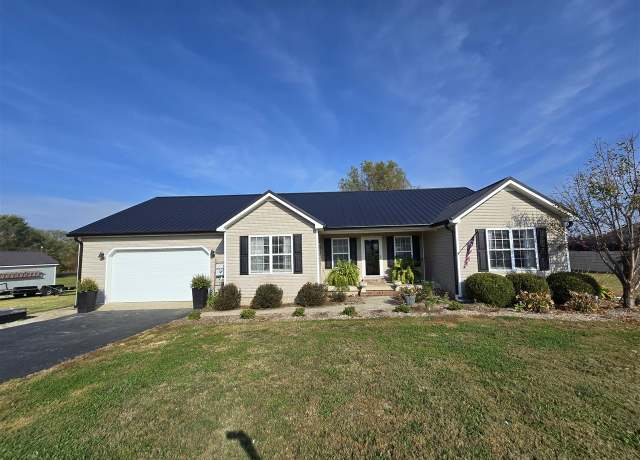 Property at 106 Jerry Dean Thomas Rd, Russellville, KY 42276, 3 beds, 2 baths
