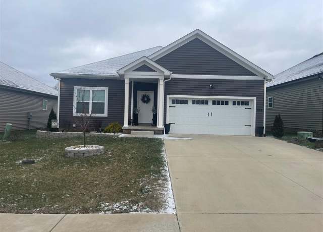 Property at 854 Poplar Log Dr, Bowling Green, KY 42101, 3 beds, 2 baths
