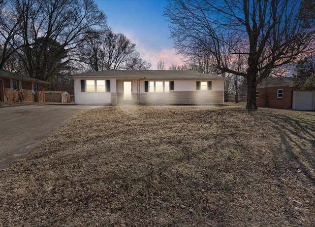 Property at 726 Clark Cir, Bowling Green, KY 42103, 3 beds, 1.5 baths