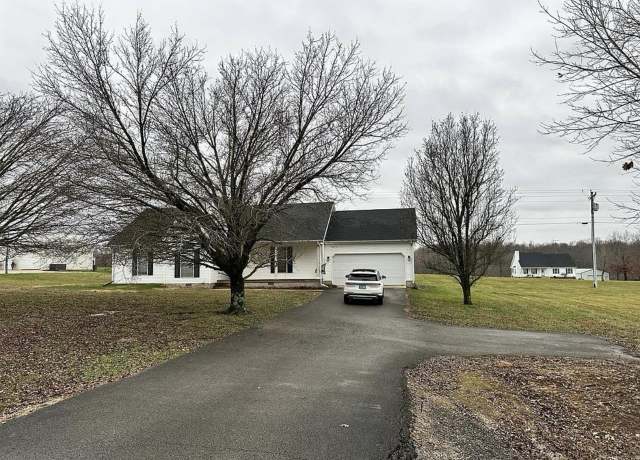 Property at 1858 Russellville Rd, Morgantown, KY 42261, 3 beds, 2 baths