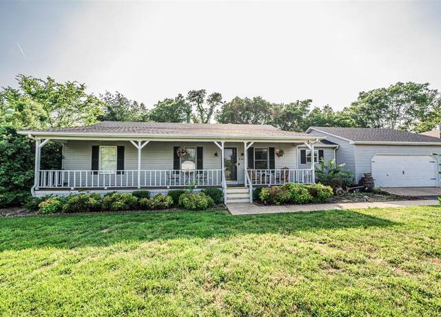 Property at 242 The 10th Fairway, Russellville, KY 42276, 3 beds, 2 baths