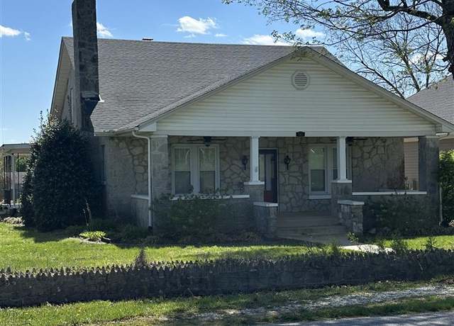 Property at 765 Moorman Ln, Bowling Green, KY 42101, 5 beds, 3 baths