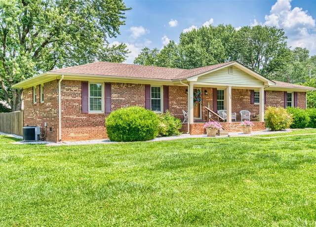 Property at 100 Crescent Dr, Russellville, KY 42276, 3 beds, 2 baths